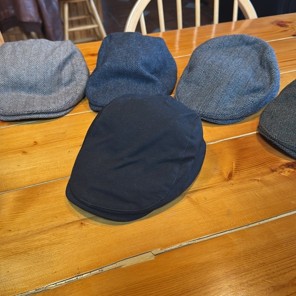 Set of Five Stylish Caps - Picture 7 of 7